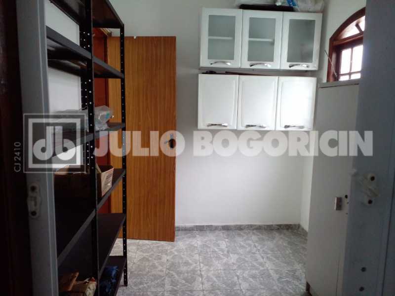 WhatsApp Image 2025-11-07 at 1 - 36