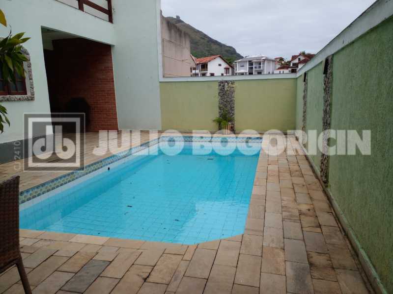 WhatsApp Image 2025-11-07 at 1 - 10