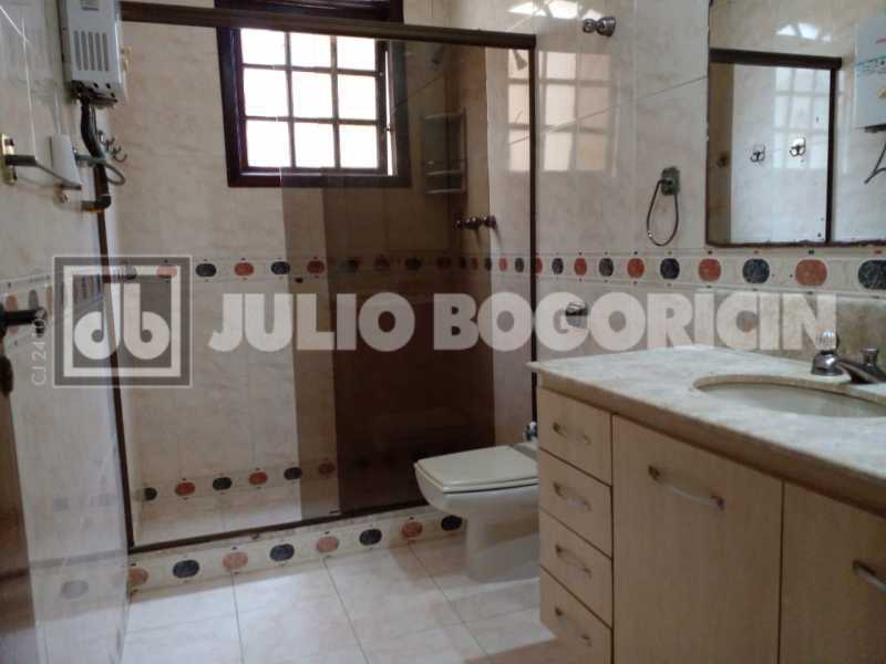 WhatsApp Image 2025-11-07 at 1 - 28