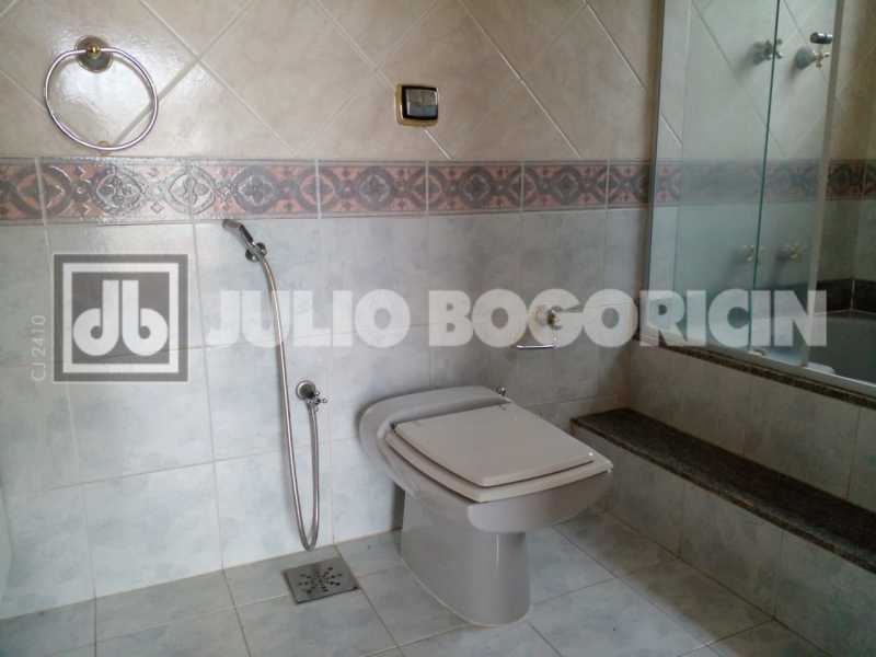 WhatsApp Image 2025-11-07 at 1 - 23