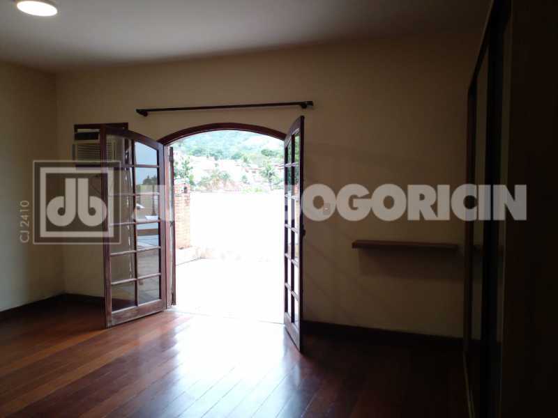 WhatsApp Image 2025-11-07 at 1 - 19