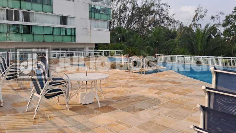 ad875ac8-2349-4e02-bef1-bf5267 - 24