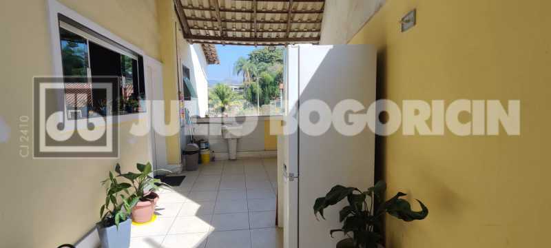 Rua Pico do Andaraí 28 - 28