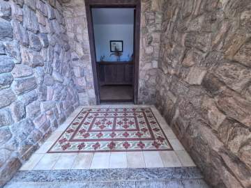 Casa Maravilhosa com 5 quartos no Cosme Velho,com 342 m,terreno com árvores frutiferas. - JBF61481