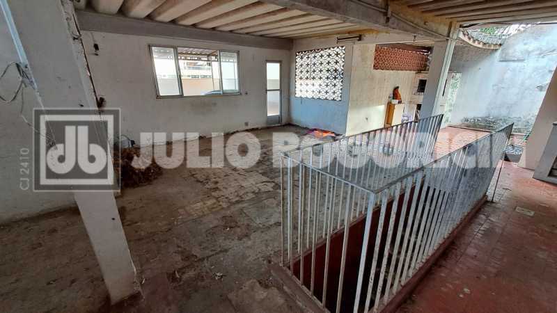 Conheça 22apartamentotipocasamuiatucaj do imóvel - Ilha do Governador - Jardim Carioca - VENDA - Apartamento - 4 Quartos (Suíte) - Closet - Dependências - Terraço - Vaga de Garagem - Julio Bogoricin - JBI40963 - 22 22apartamentotipocasamuiatucaj - 22