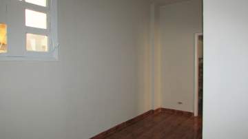 Imperdível - Centro - Prédio bem administrado - Apartamento Claro e silencioso - Sala - 2 Quartos - Banheiro com ventilação natural - Cozinha cabe tudo - 45m² - Entrega imediata! - JBF28935