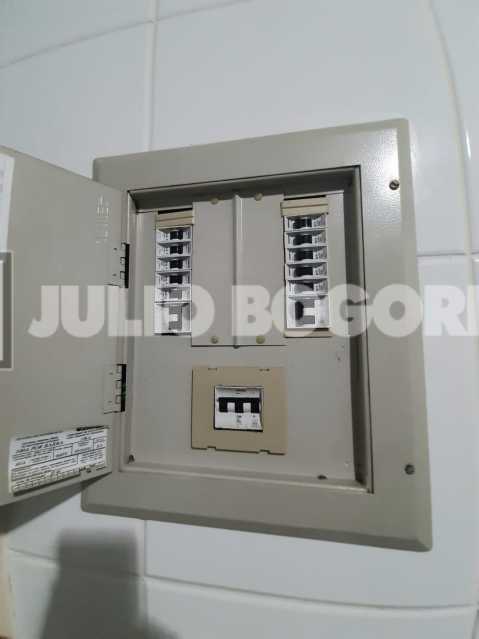Conheça 27 do imóvel - FLAMENGO - QUADRA DA PRAIA - REFORMADO - 85M - VAGA NA ESCRITURA - JBF28941 - 27 27 - 27