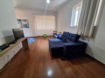 Lindo apto no Rio Comprido pronto para entrar e morar!Original 3 qtos,sendo hoje 2 quartos,armários,cozinha planejada,dependência completa! - JBAP304738
