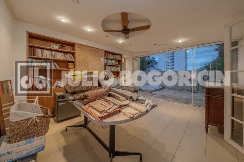 30 - Casa a venda na Gavea - v - 31