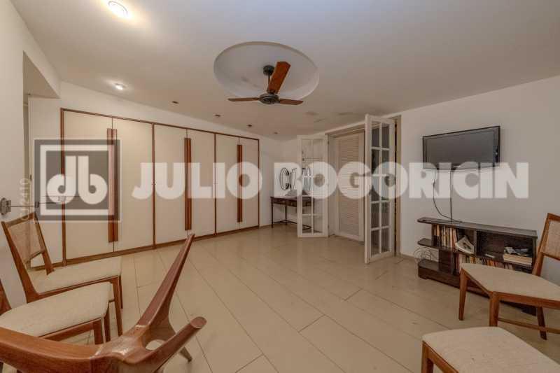 38 - Casa a venda na Gavea - v - 37