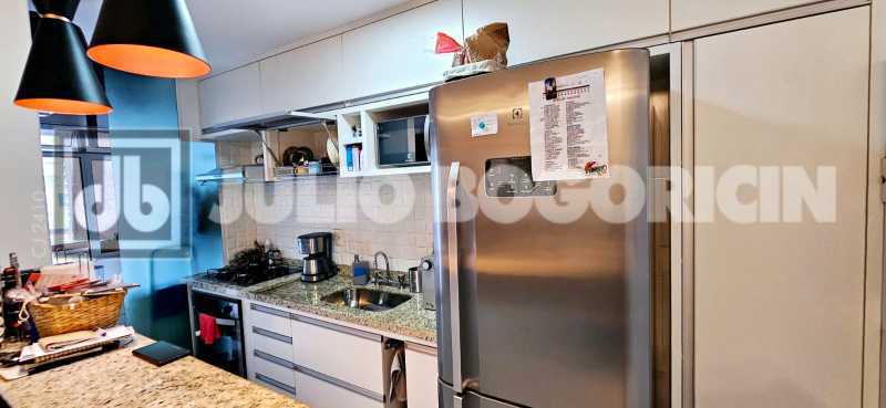 8088d2ce-ab3f-44b6-9da8-117d9c - 12