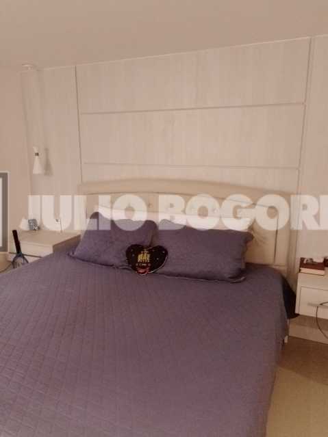 b06c5ebe-e9b8-4a64-9f6f-941133 - 18