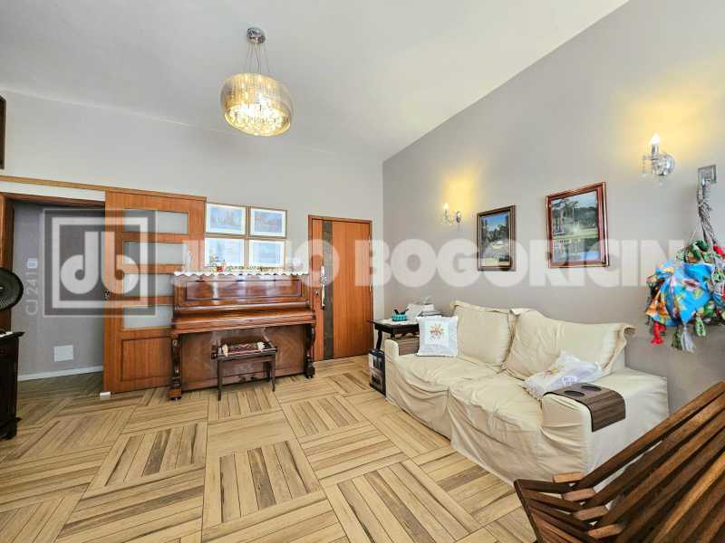 552a3bd9-0bb4-411b-9dd1-af6d33 - 1