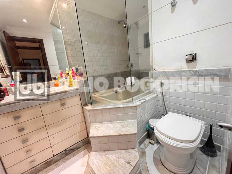 15bancarioscaricecasalinear3qu - 15