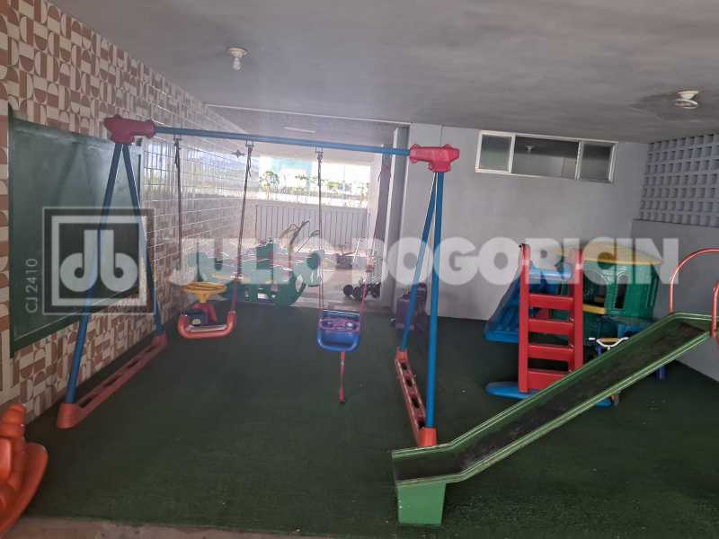 019-cb - 18