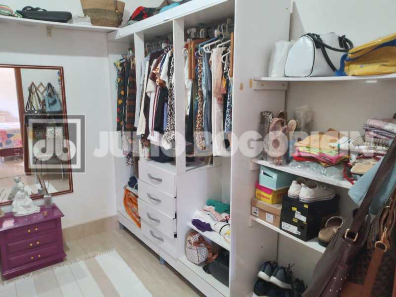 12praiadabandeiracasalinearcen - 15