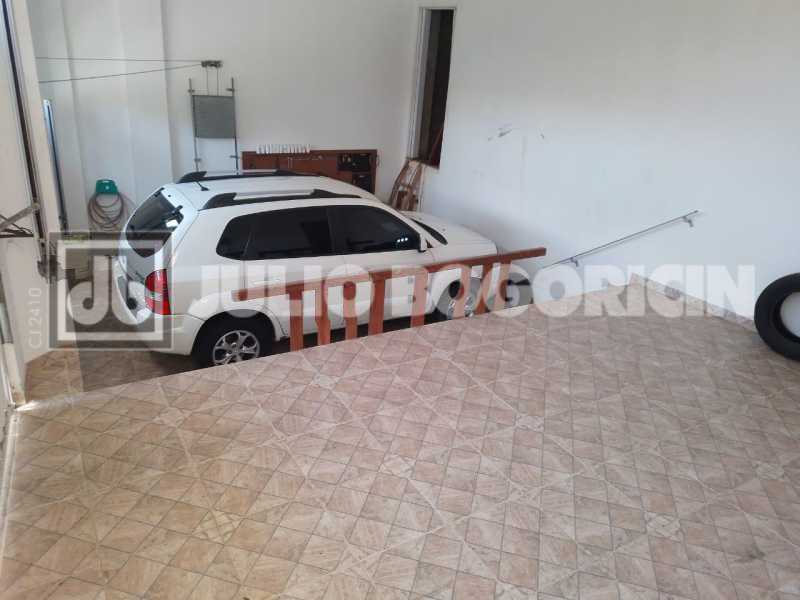 20praiadabandeiracasalinearcen - 24