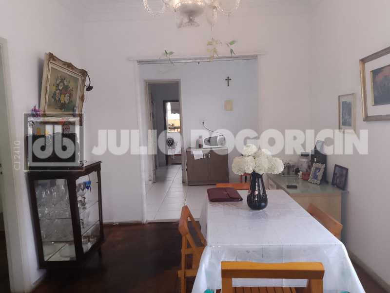 ALBANO FRAGOSO 18. - 19