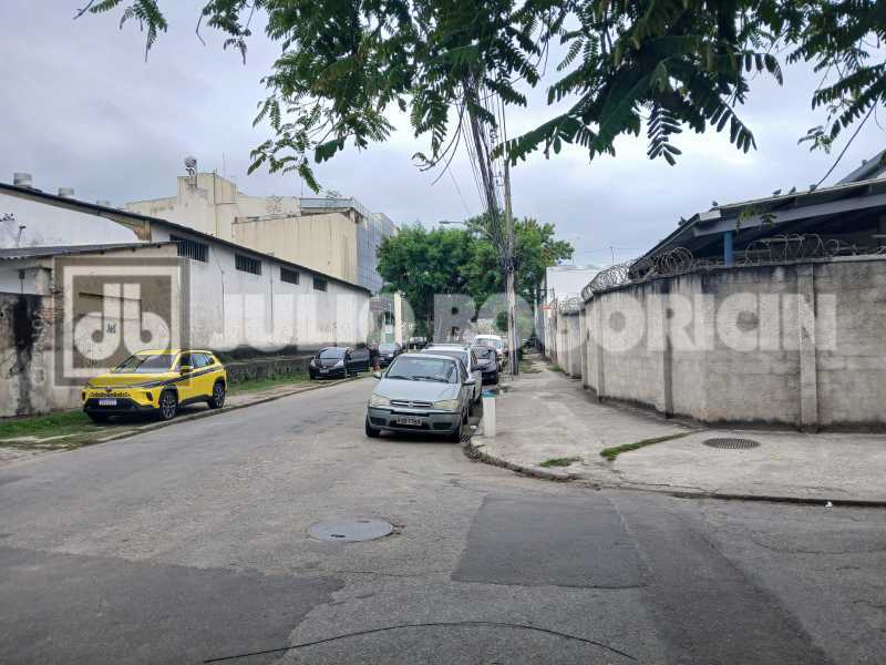 WhatsApp Image 2024-11-14 at 1 - 5