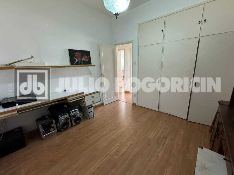 QUARTO8. - 16