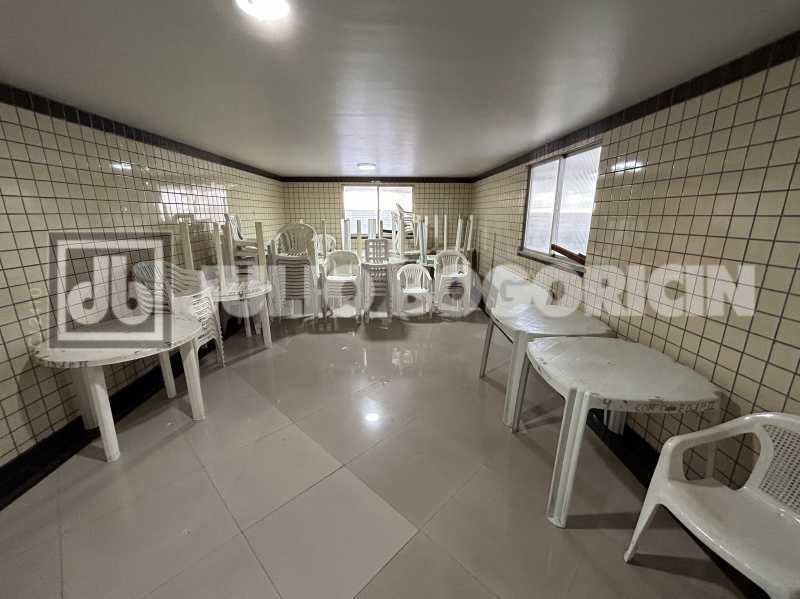 CACHAMBI_FACHADA_12 4. - 24