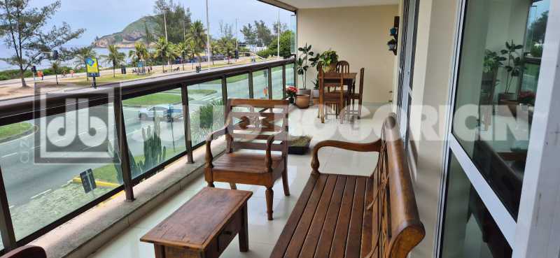 37226132-6271-4293-ae1d-4f7d94 - 3