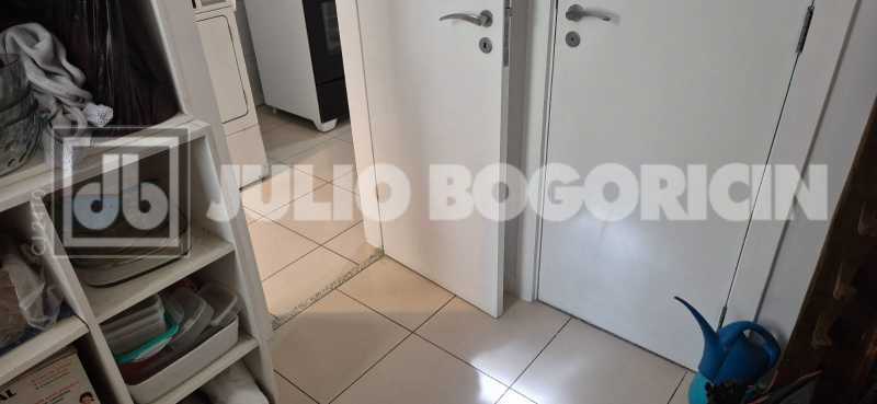 045e22b5-2174-4efb-b9d9-8d266d - 27