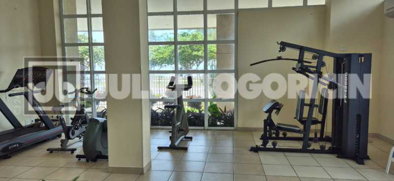 8b504fbc-a168-47c9-9dec-34a6f4 - 30