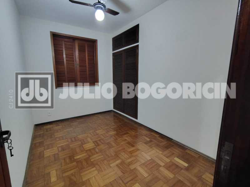 13jardimguanabaracarmemmiranda - 13