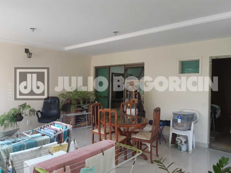 Conheça WhatsApp Image 2024-12-10 at 1 do imóvel - RECREIO APARTAMENTO 3 QUARTOS FRENTE VARANDÃO - JBRB318744 - 2 WhatsApp Image 2024-12-10 at 1 - 2