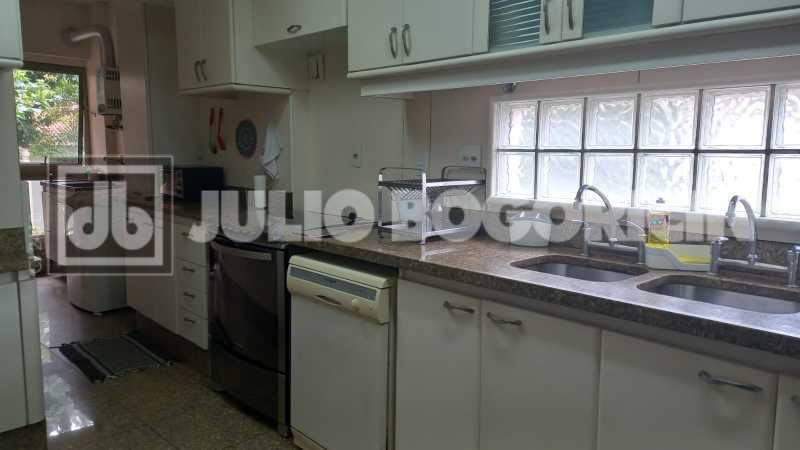 22leblonvaranda4suites3closets - 22