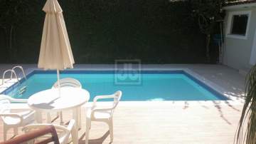 Imperdível - BARRA DA TIJUCA VENDA Condomínio fechado segurança 24horas 4suítes sendo 2 com closet suíte master com hidromassagem. - JBB66862