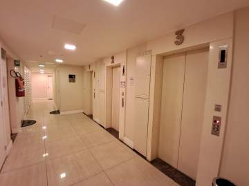Oportunidade - OPORTUNIDADE IMPERDÍVEL JUNTO AO SHOPPING TIJUCA ! SALA COMERCIAL, VAZIA, MATINAL, VAGA ESCRITURADA, PORTARIA 24 HORAS - JBT71737