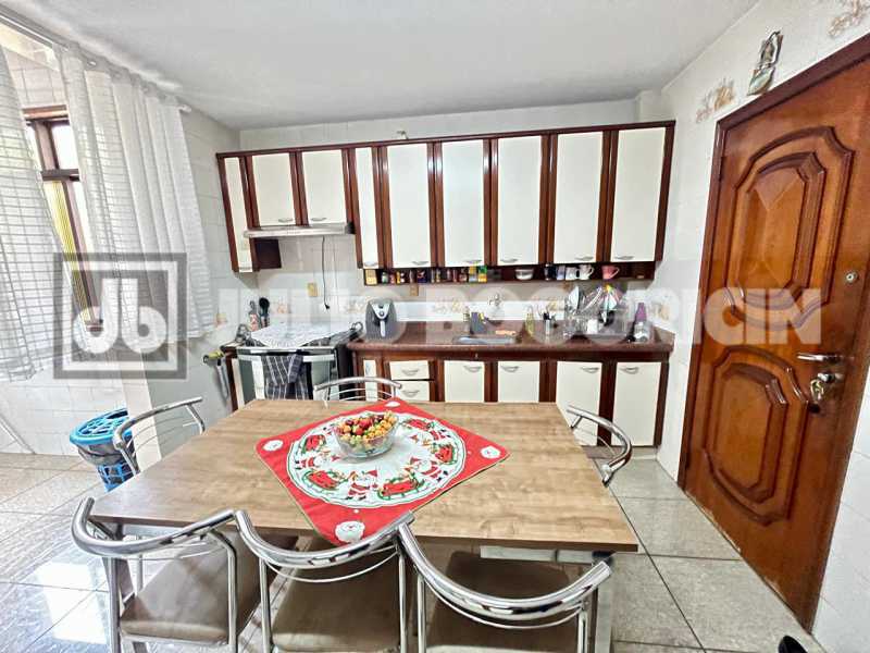 c09f1318-0efa-484e-8a63-35b1bd - 22