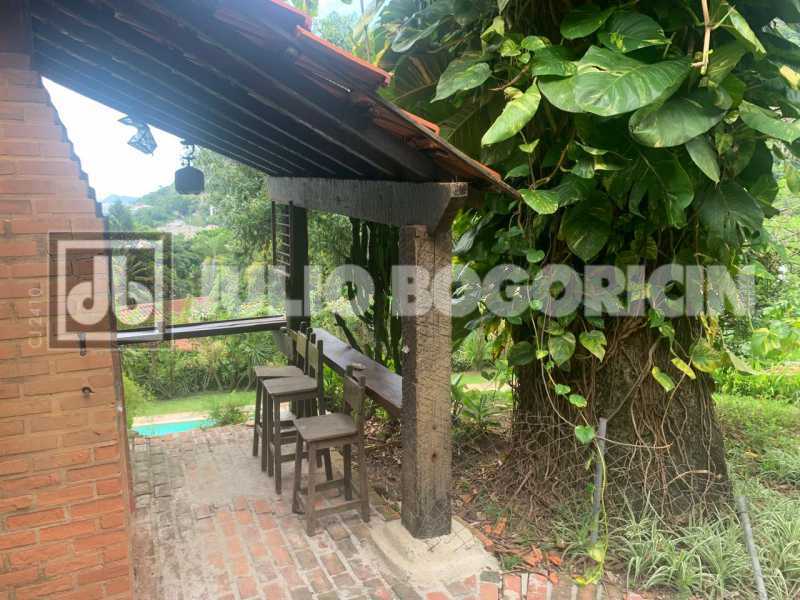 4ITANHANGA CASA 6 QUARTOS. - 19