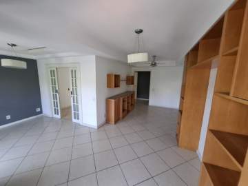 Ótima localização - Apartamento - Padrão / Prédio Único / Residencial / Pechincha / 2 quartos / Suíte / Armários / 2 Varandas / - JBJ36668