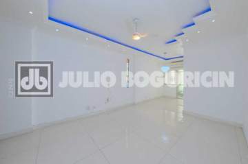 Imperdível - Oportunidade varandão 3 quartos 1 suíte dependências 2 vagas reformado com armários planejados 650m do Metrô Uruguai - JBT305105