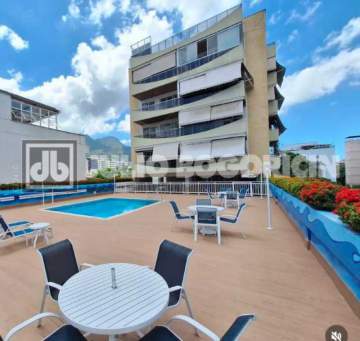 Imperdível - Apartamento - Padrão / 120m2 / Residencial / Freguesia (Jacarepaguá) / Varanda / 3 Quartos / Suíte / Dependência / Vaga - JBJ36672