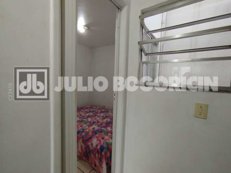 CASA RUA BACAIRES 24 - 25