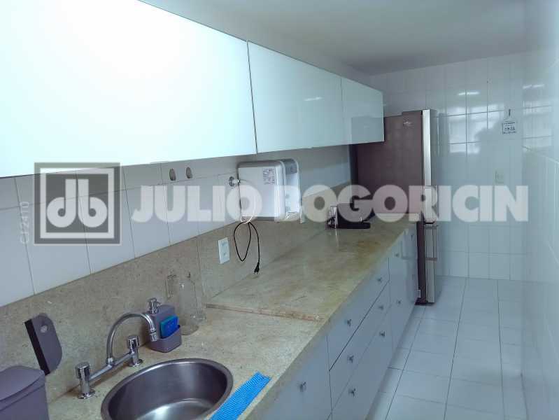 Conheça 20241213_121305 do imóvel - Freguesia Magnifico 3 quartos com dependencia 2 vagas segurança 24hs infra total.Vale a visita! - JBJ36674 - 27 20241213_121305 - 27