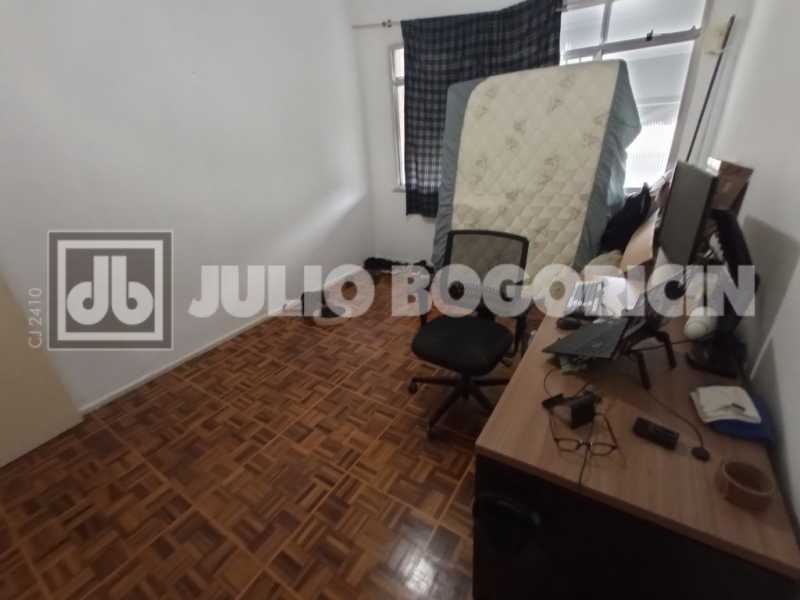 10tauaamploapartamentosala03qu - 10