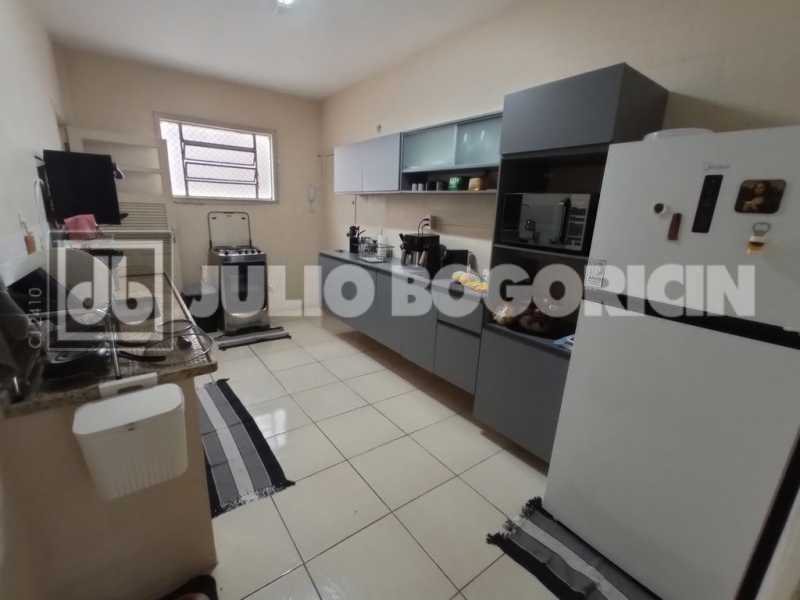 16tauaamploapartamentosala03qu - 16