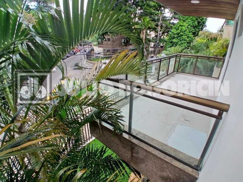 bd333e8e-2e7c-4a36-a667-5e444e - 25