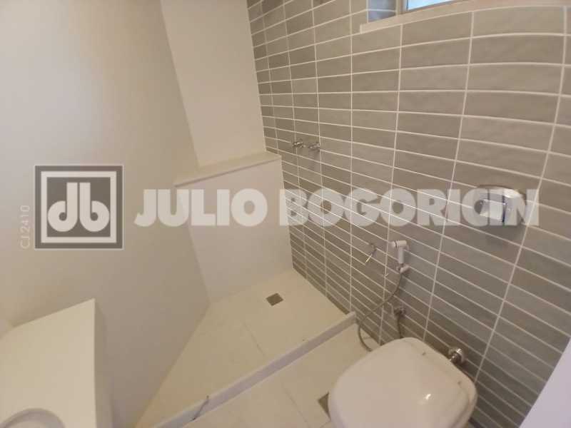 c7bcbef2-b8e7-4f39-8b00-4a264f - 30