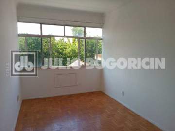 Ótima localização - Apartamento á venda, Henry Ford, sala, 2 quartos, reformado, frente, sol manhã, dependências completas entrar e morar. - JBT206985