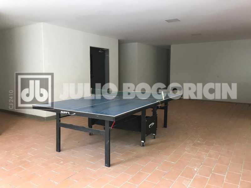 23gaveaandaralto3quartossuited - 25