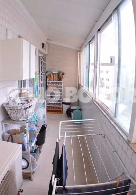 e73f1900-4f0c-45d5-900c-d8d79d - 22