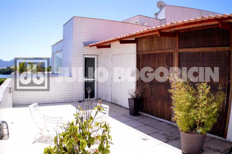 ec2ac692-3ac6-4b27-a7e4-b4e9a1 - 2