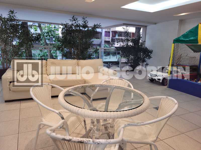 29leblonvaranda4suites3vagasjb - 30