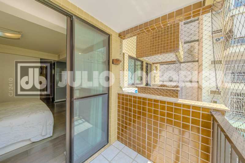 24 - Alto Luxo no Leblon Apart - 23